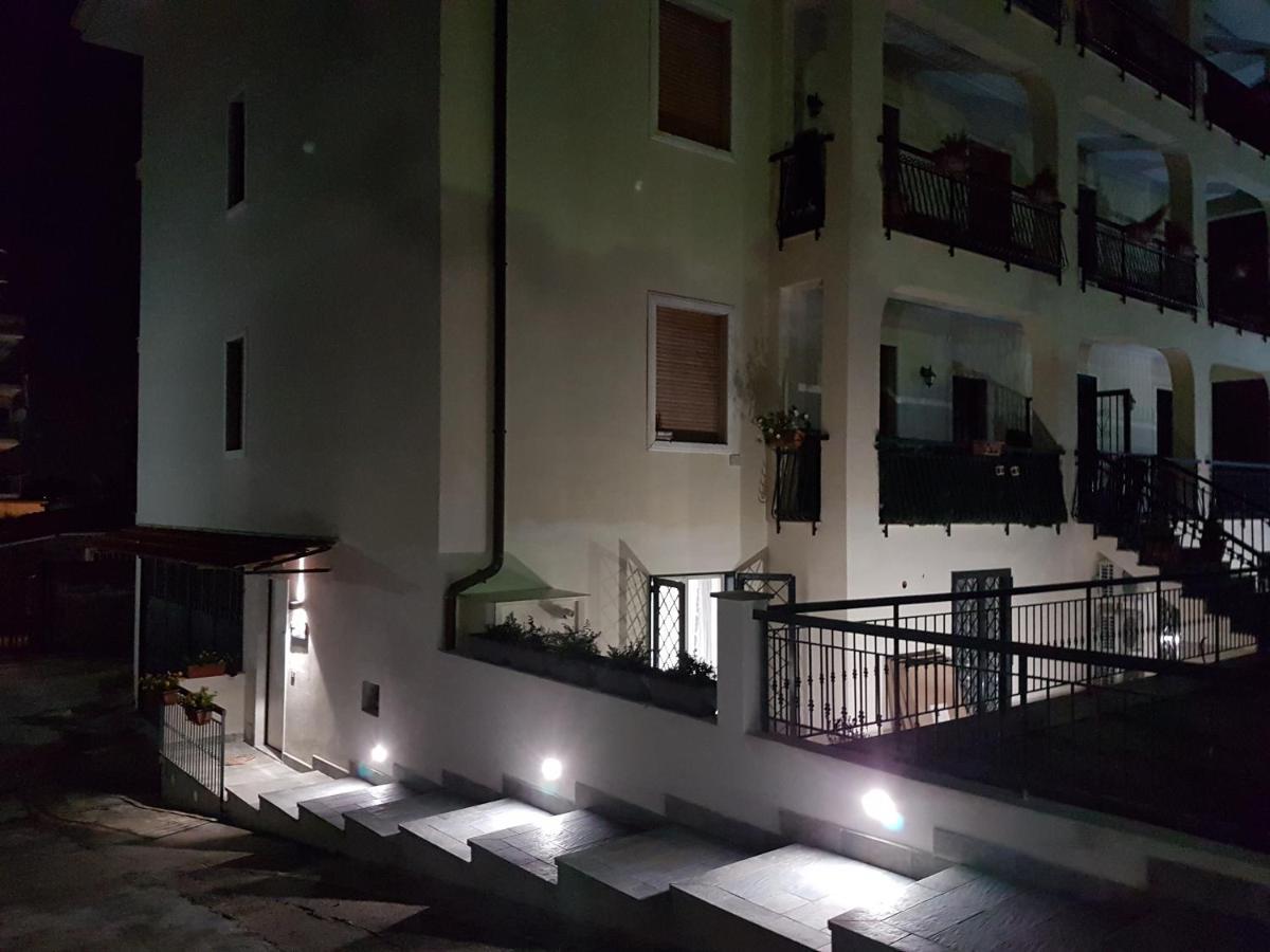 Mareluna B&B Кастеламаре ди Стабия Екстериор снимка